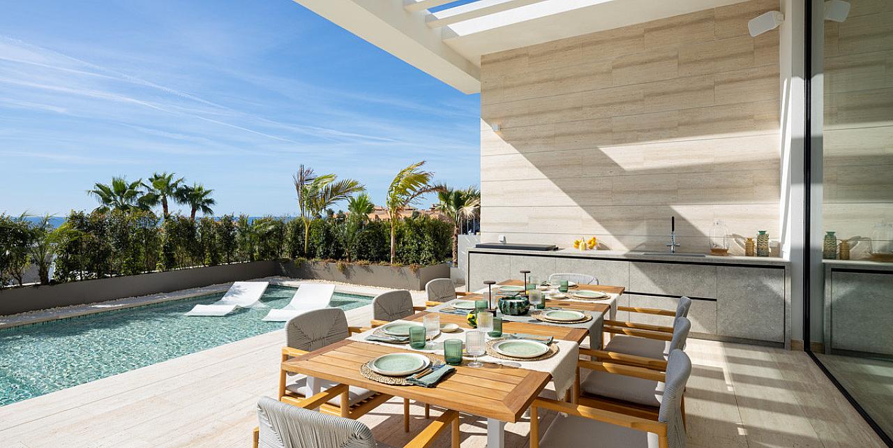 Modern Luxury Villa for Sale in Los Flamingos