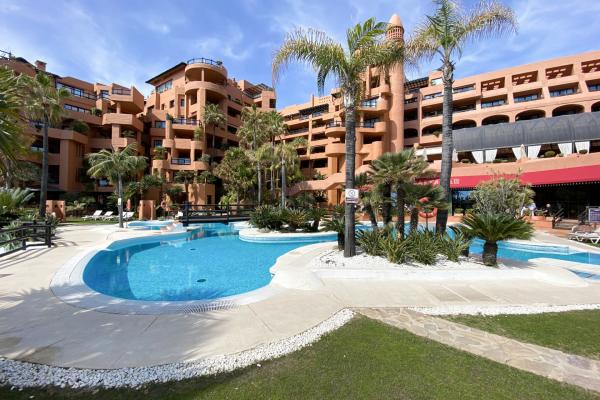 1 Bedrooms Apartment for sale in Kempinski Estepona
