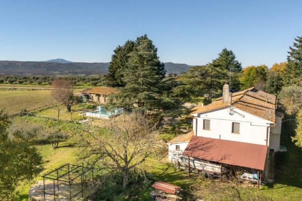 Farmhouse for sale for sale in Terni - Monteleone d'Orvieto