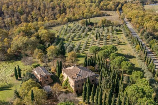 Historic Country Estate for Sale in Tuscany