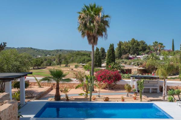 Exquisite 4-Bedroom Villa for Sale in Roca Llisa, Ibiza