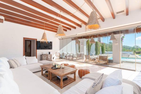 Ibizan-Style Luxury Villa 