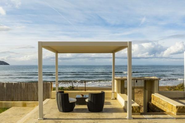 Sea-Front Luxury Villa for Sale on the Tuscan Riviera