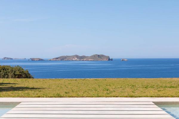 Frontline Luxury Villa for Sale