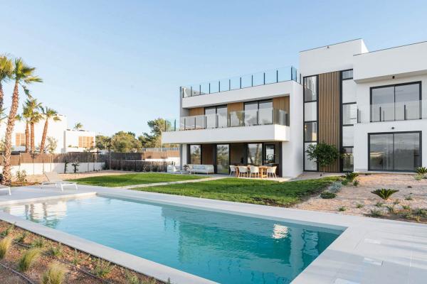 Luxury 4-Bedroom Villa for Sale in Son Gual,