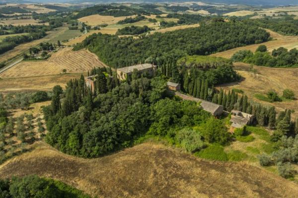 Historic Castle Estate for Sale in Montalcino with 180 Hectares & Luxury Development Potential
