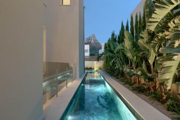 Contemporary Luxury Villa for Sale in Colònia de Sant Pere, Mallorca