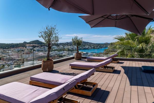 Turn Key Villa for Sale in Santa Ponsa - Mallorca