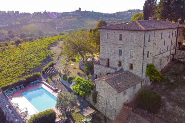 Borgo La Rocca – Historic Tuscan Hamlet with Vineyard, Pool and Private Chapel