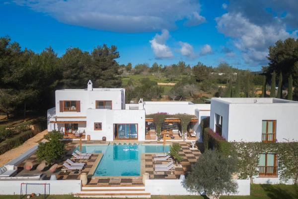 Ibizan-Style Luxury Villa 