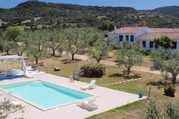 Charming Sardinian farmhouse with pool, vineyard, and olive grove