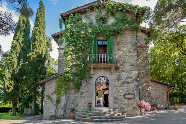A charming period manor house for sale for sale in Arezzo - Anghiari