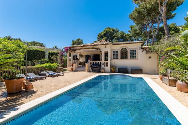 Villa for sale in Mallorca - Santa Ponsa