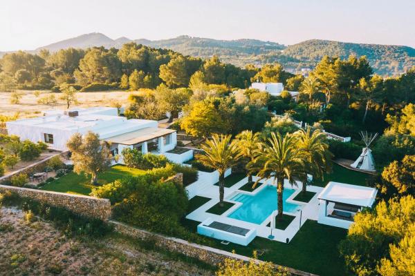 Blakstad-Style Finca for Sale Near Santa Gertrudis