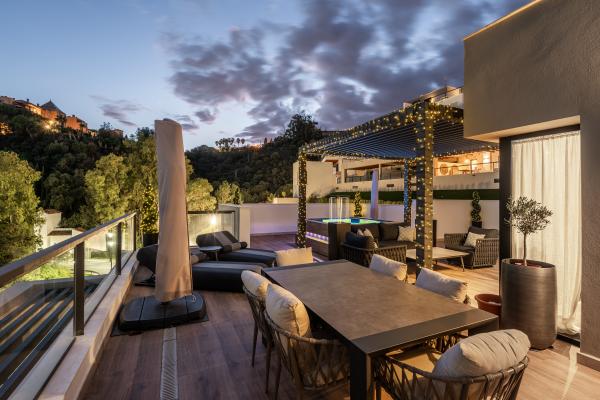 Marbella Lake Apartment 