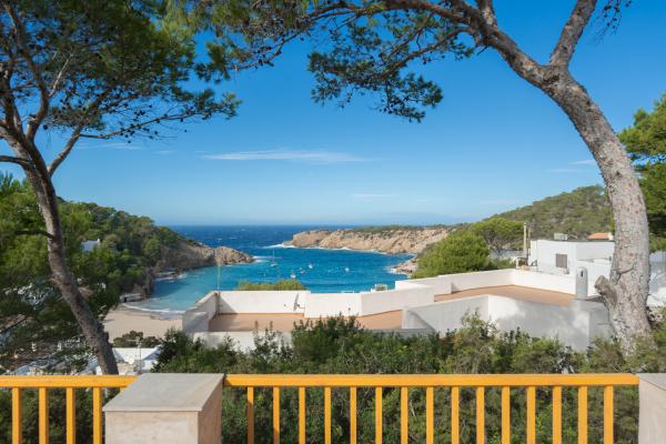 Luxury Beach Villa in Cala Vadella