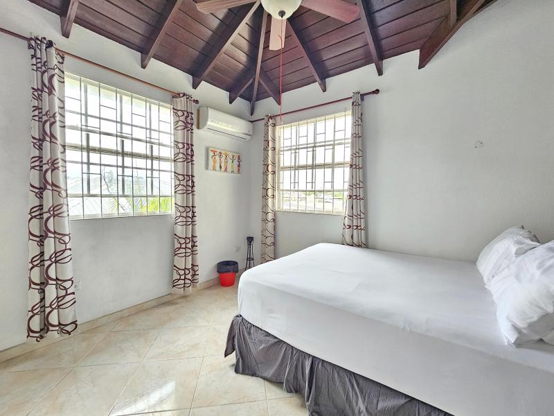 Fairholme Gardens 36 , Christ Church , St James 