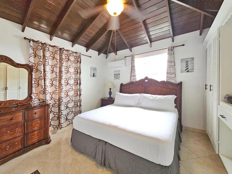 Fairholme Gardens 36 , Christ Church , St James 