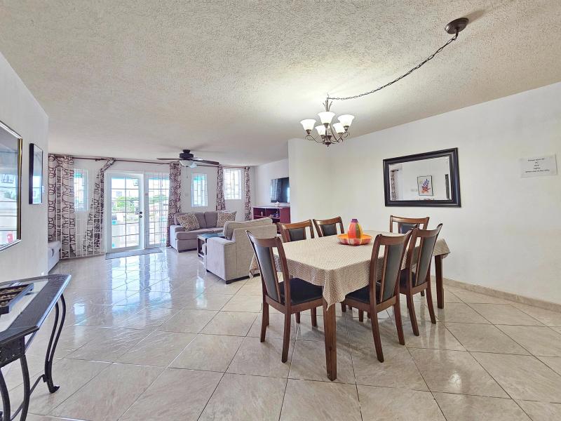 Fairholme Gardens 36 , Christ Church , St James 