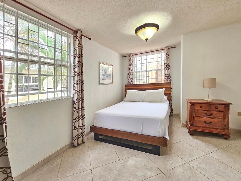 Fairholme Gardens 36 , Christ Church , St James 