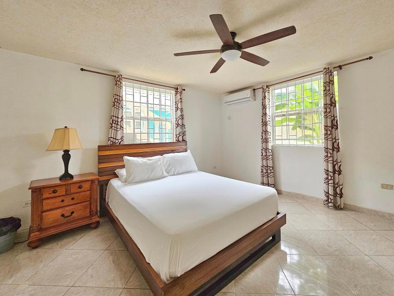 Fairholme Gardens 36 , Christ Church , St James 