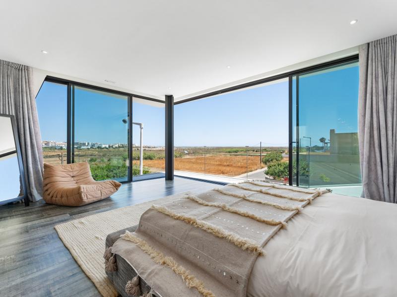 Villa with Frontline Ria Formosa Views , Algarve 