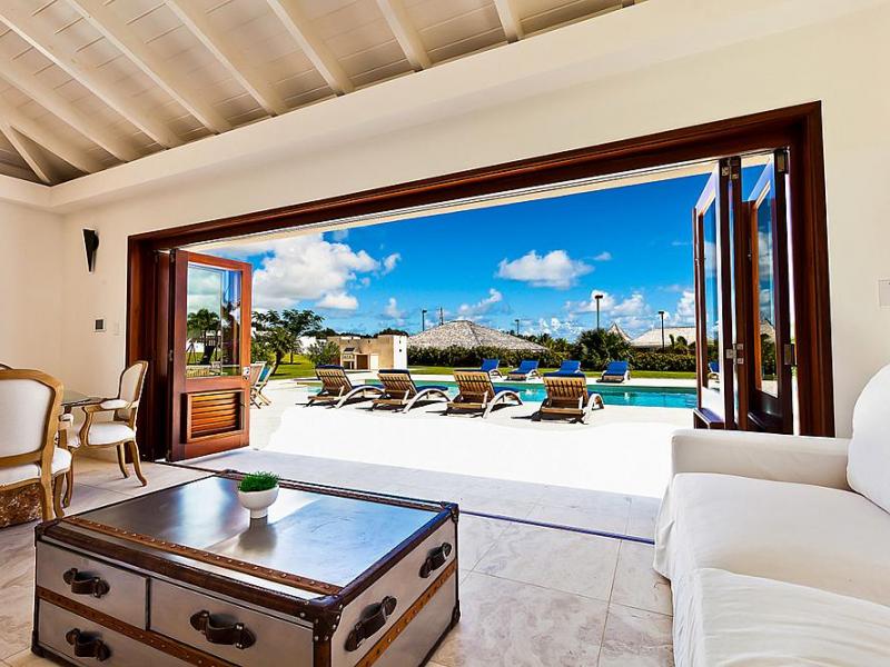 Le Bleu Estate , Little Harbour 