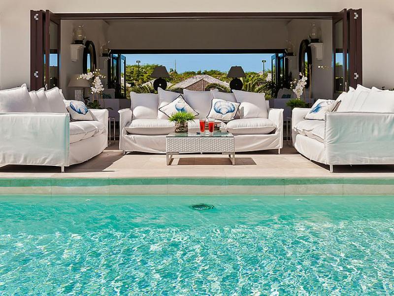 Le Bleu Estate , Little Harbour 