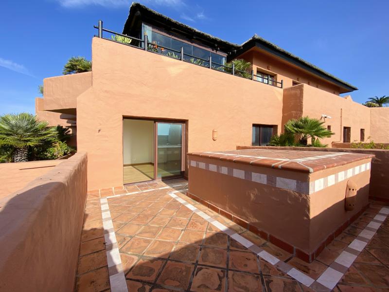 1 Bedrooms Apartment for sale in Kempinski Estepona , Estepona , Málaga 