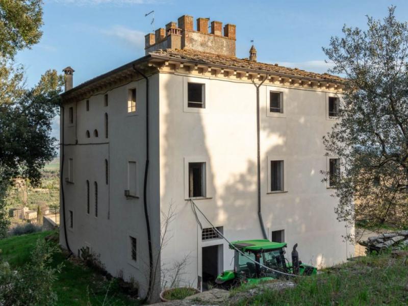 Tourism Hospitality for sale in Arezzo - Monte San Savino , 