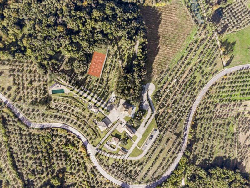 Tourism Hospitality for sale in Arezzo - Monte San Savino , 