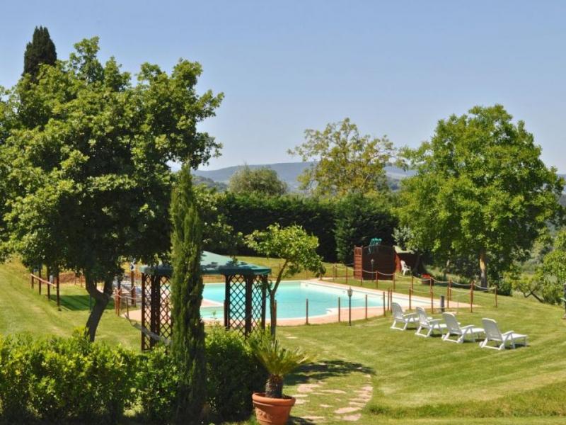Country House/Farmhouse for sale for sale in Perugia - Castiglione del Lago , 