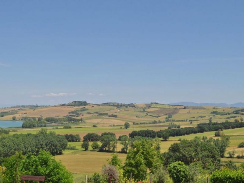 Country House/Farmhouse for sale for sale in Perugia - Castiglione del Lago , 