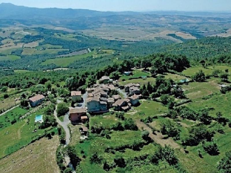 Borgo/Hamlet for sale for sale in Siena - Sarteano , 