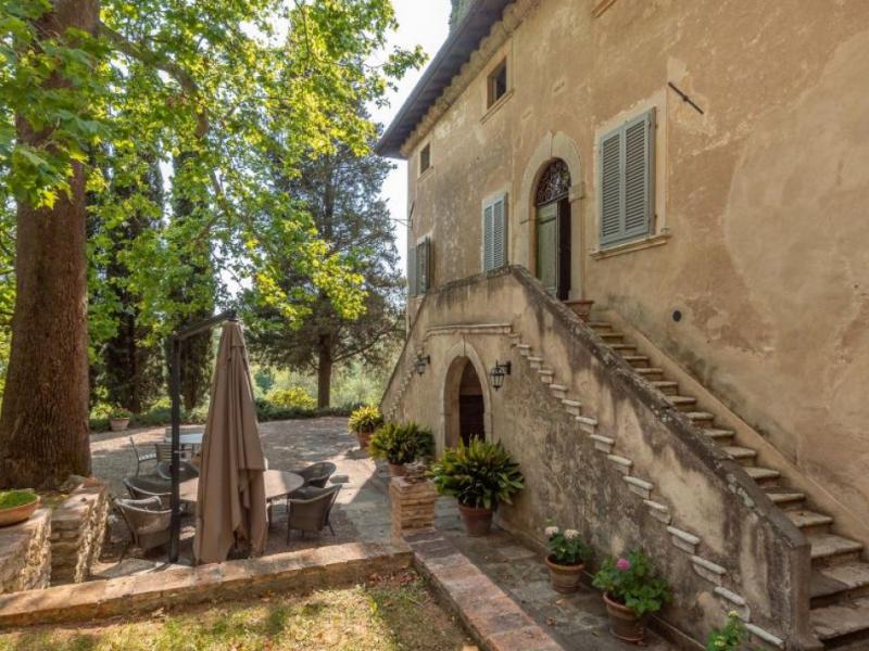 Houses for sale in Pisa - Lari , 