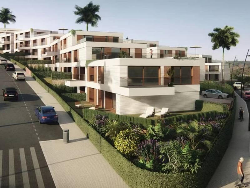 Modern 4-Bedroom Apartment for Sale , Estepona 