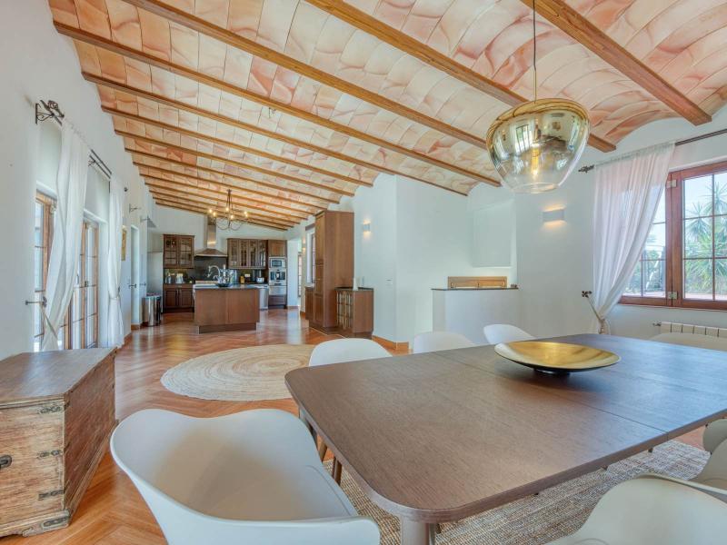 Mediterranean Villa with Pool and Guest Apartment , Palma Nova 