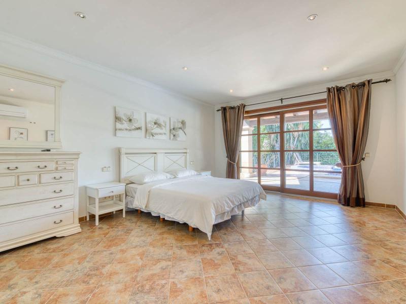 Mediterranean Villa with Pool and Guest Apartment , Palma Nova 