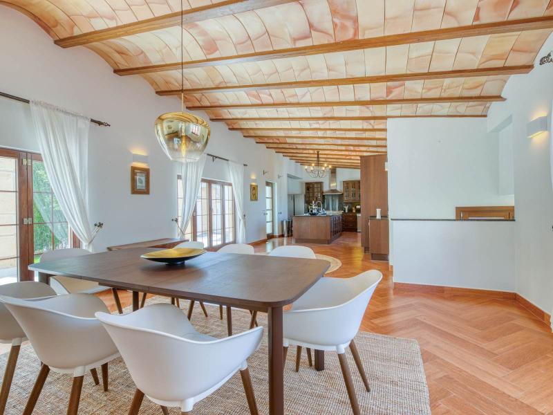 Mediterranean Villa with Pool and Guest Apartment , Palma Nova 