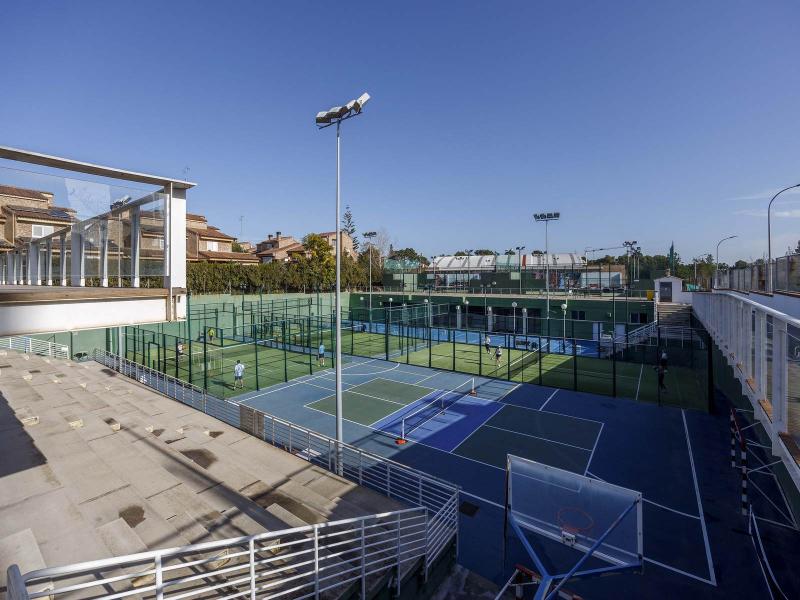 New Build 4-Bedroom Luxury Villa for Sale , Valencia 