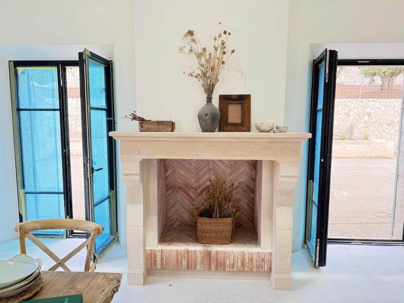 New-Build Finca with Vineyard & Guest House , Central 