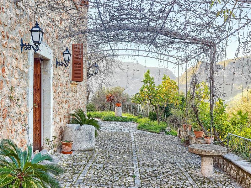 Country House for Sale in Port de Sóller , Soller 