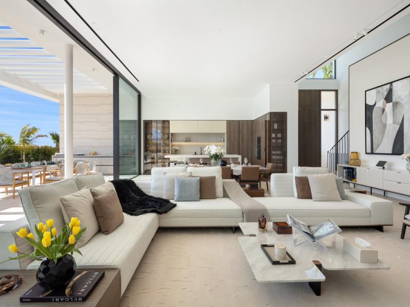 Modern Luxury Villa for Sale in Los Flamingos , Benahavis 