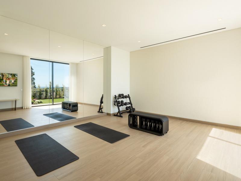 Modern Luxury Villa for Sale in Los Flamingos , Benahavis 