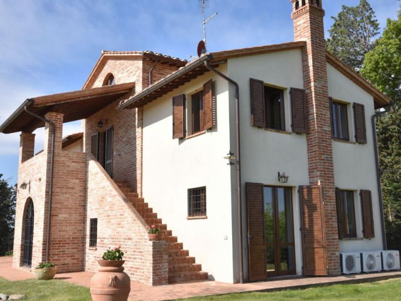 Exclusive 17th-century Umbrian villa , Umbria 