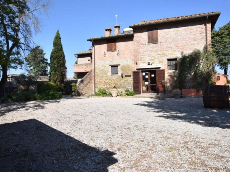 Exclusive 17th-century Umbrian villa , Umbria 