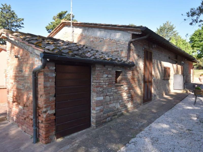 Exclusive 17th-century Umbrian villa , Umbria 
