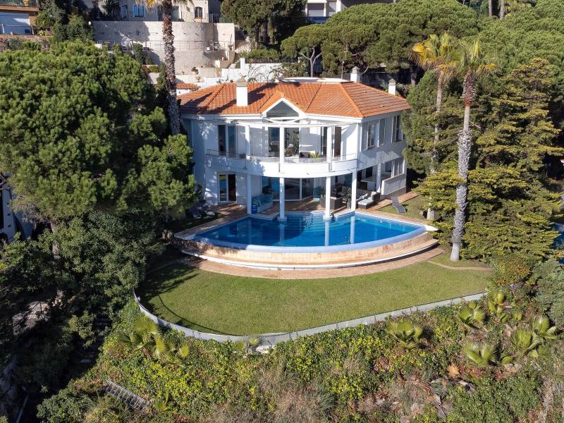 Elegant Seafront Villa for Sale in Mongoda , Costa Brava , Girona , Lloret de Mar 