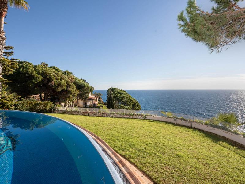 Elegant Seafront Villa for Sale in Mongoda , Costa Brava , Girona , Lloret de Mar 