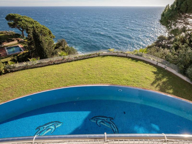 Elegant Seafront Villa for Sale in Mongoda , Costa Brava , Girona , Lloret de Mar 